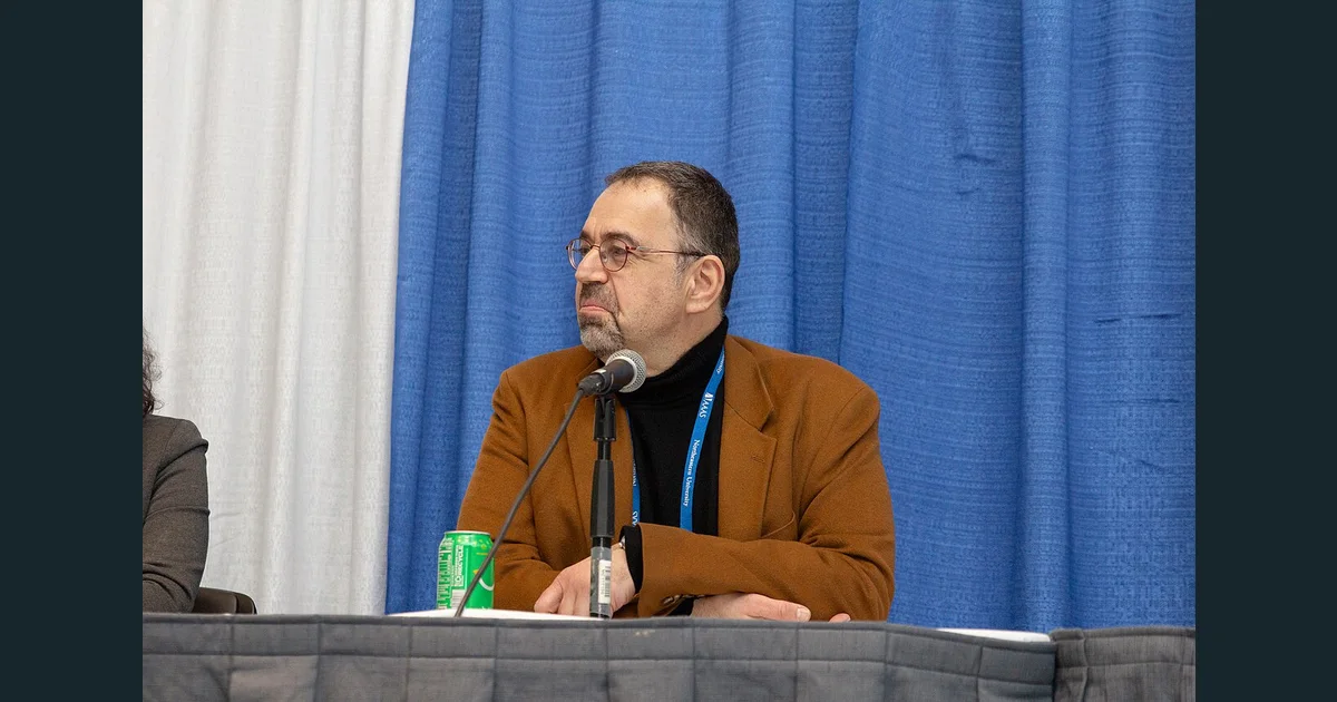 Daron Acemoglu at AAAS 2025 01.jpg
