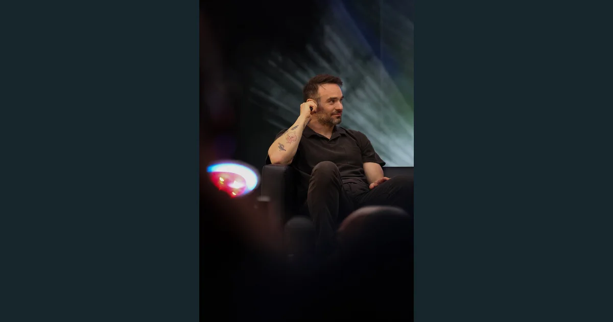 Charlie Cox at MCM Brum 26 03.jpg