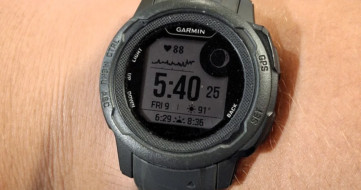 Garmin Instinct 2s.jpg