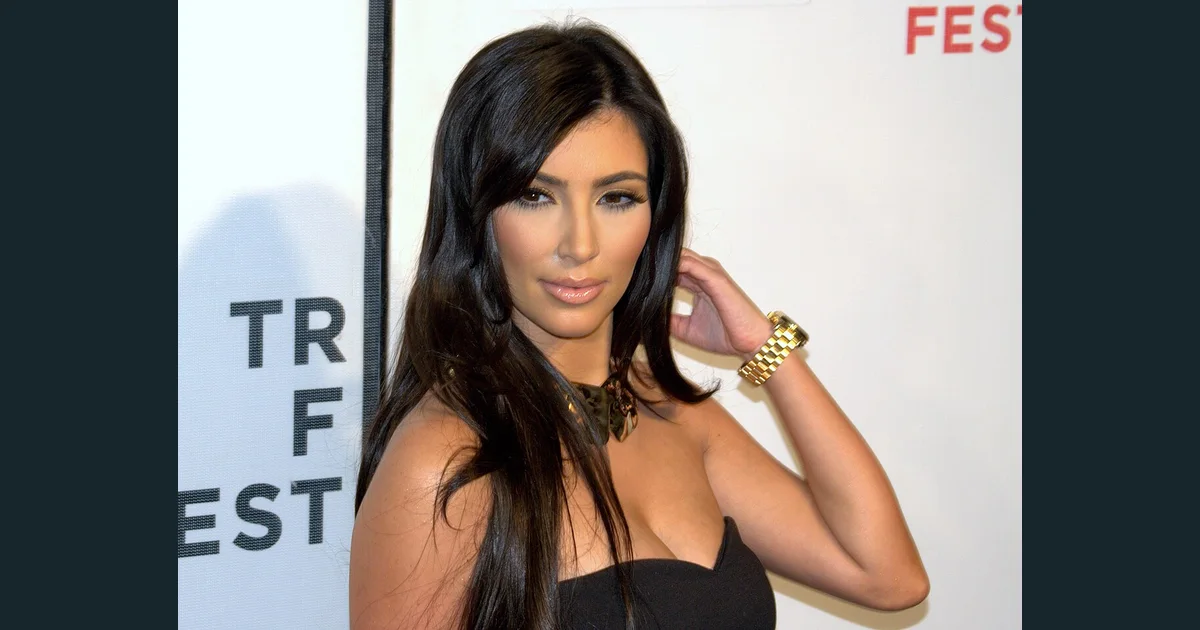 Kim Kardashian Tribeca portrait 2009.jpg