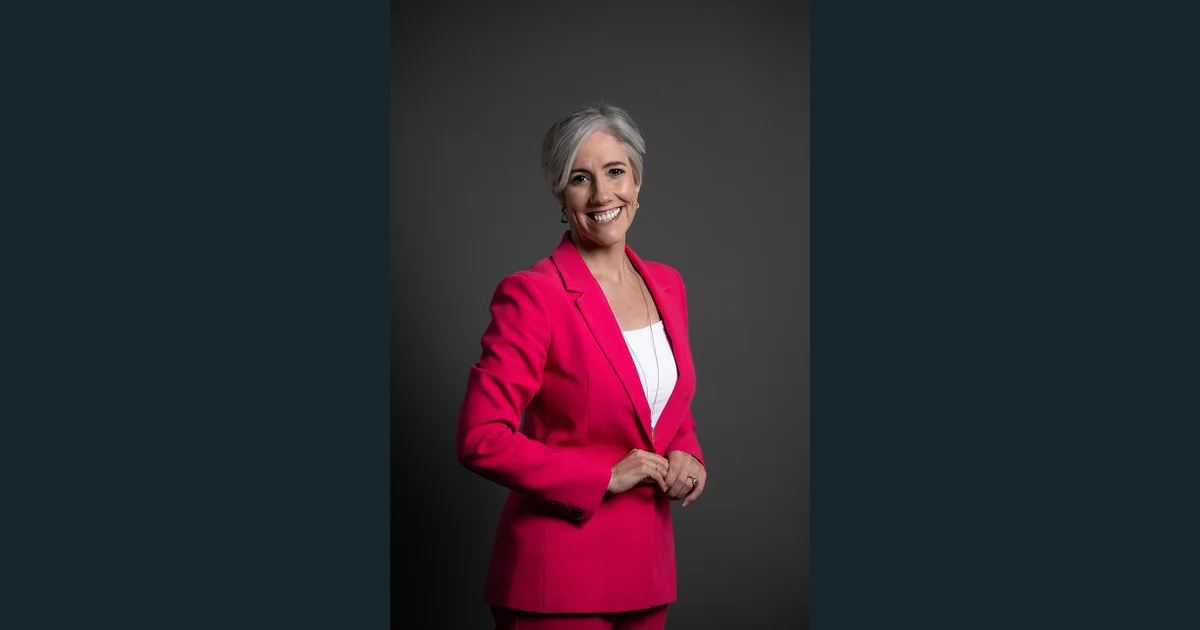 Official portrait of Daisy Cooper MP, 2025.jpg