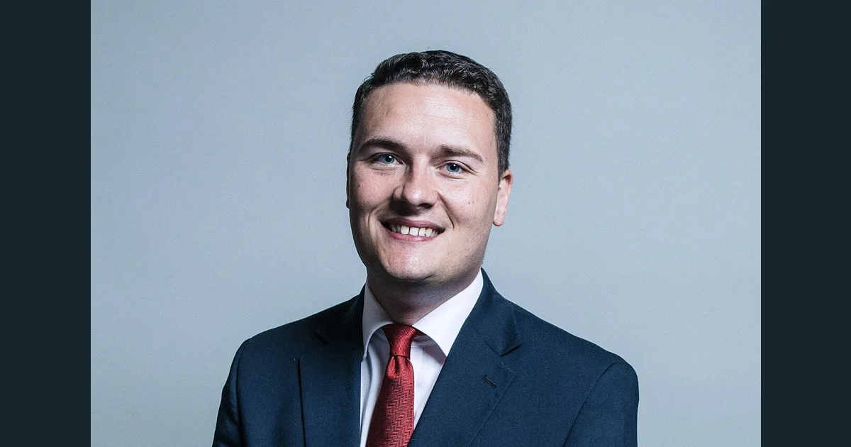 Official portrait of Wes Streeting crop 1.jpg