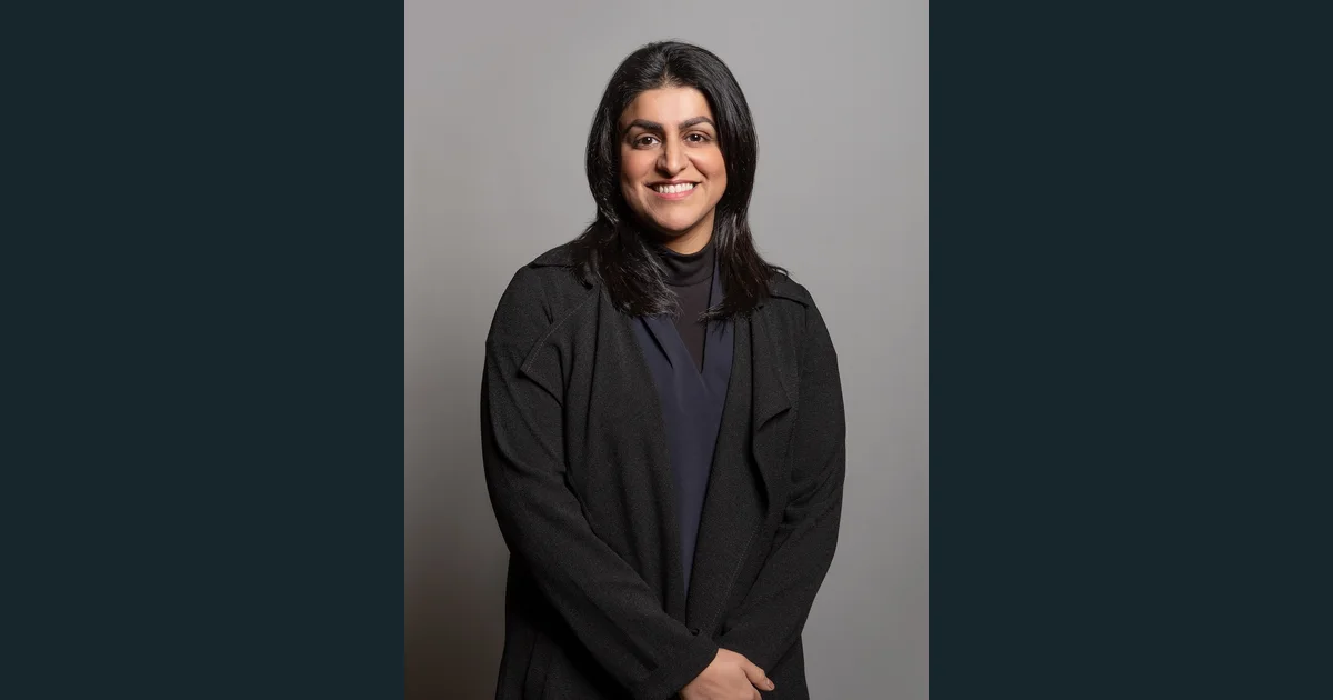 Official portrait of Shabana Mahmood MP.jpg