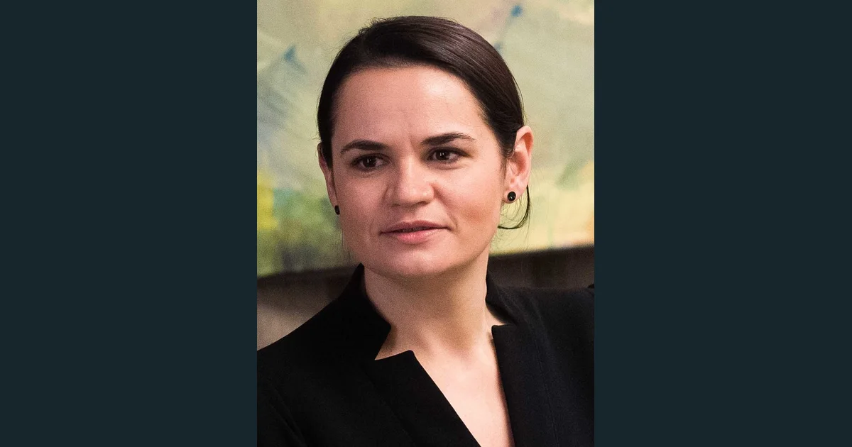 2020 Sviatlana Tsikhanouskaya (50437385087) (cropped 2).jpg