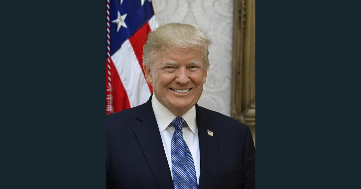 Donald Trump official portrait.jpg