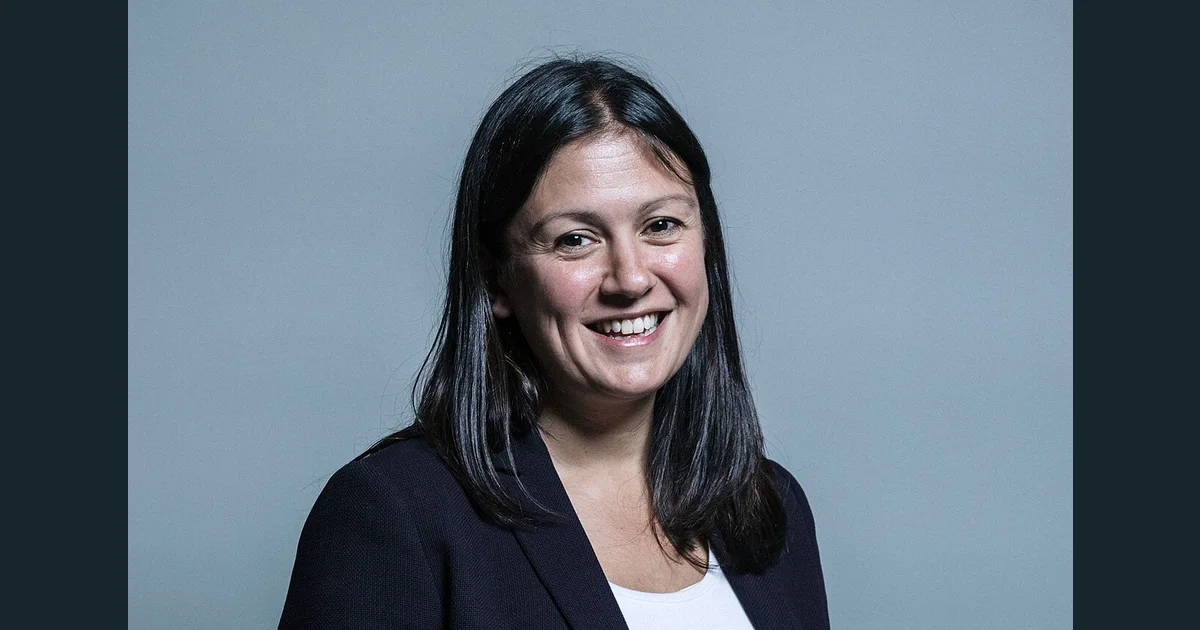 Official portrait of Lisa Nandy crop 1.jpg