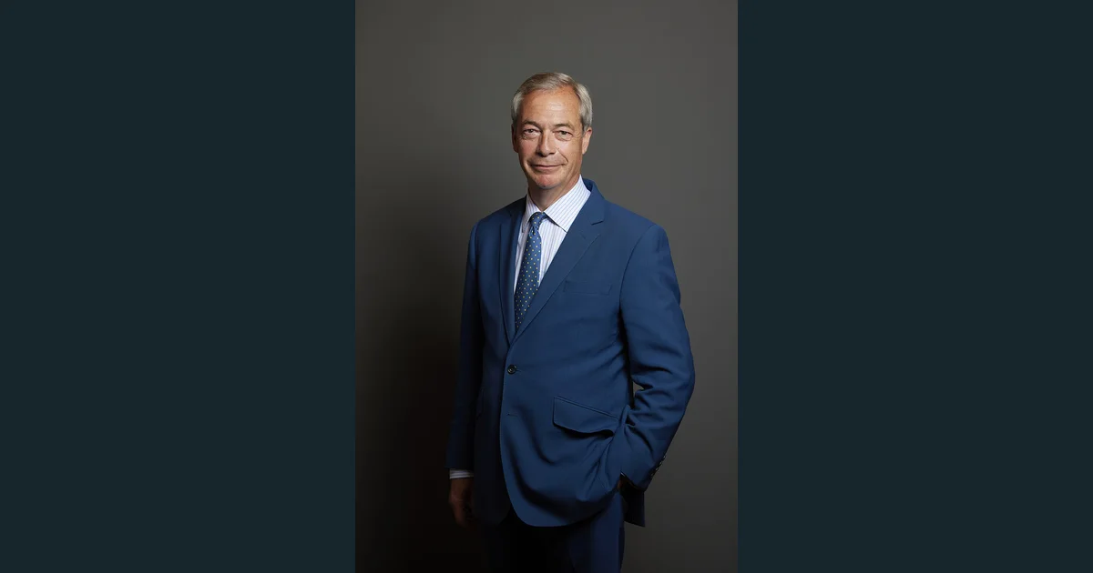 Official portrait of Nigel Farage MP.jpg