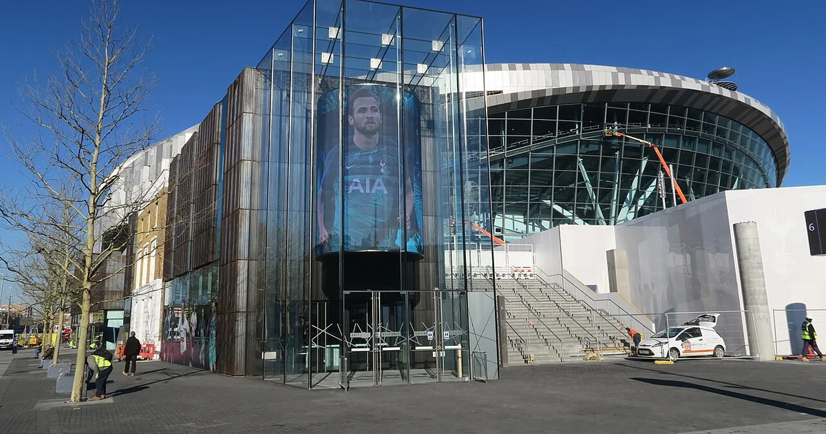 Tottenham Hotspur Stadium with The Tottenham Experience, February 2019.jpg