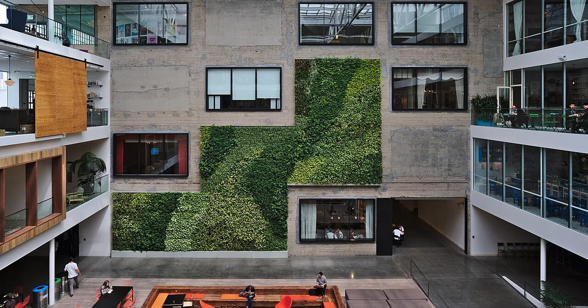 Atrium of AirBnB Headquarters at 888 Brannan St, San Francisco.jpg