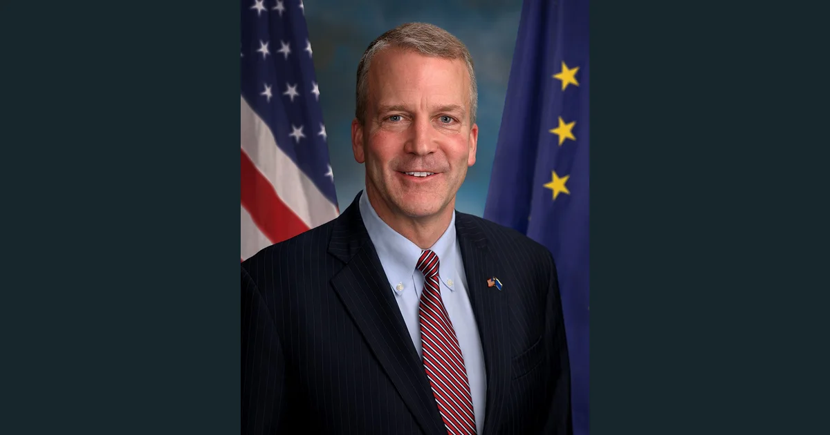Senator Dan Sullivan official.jpg